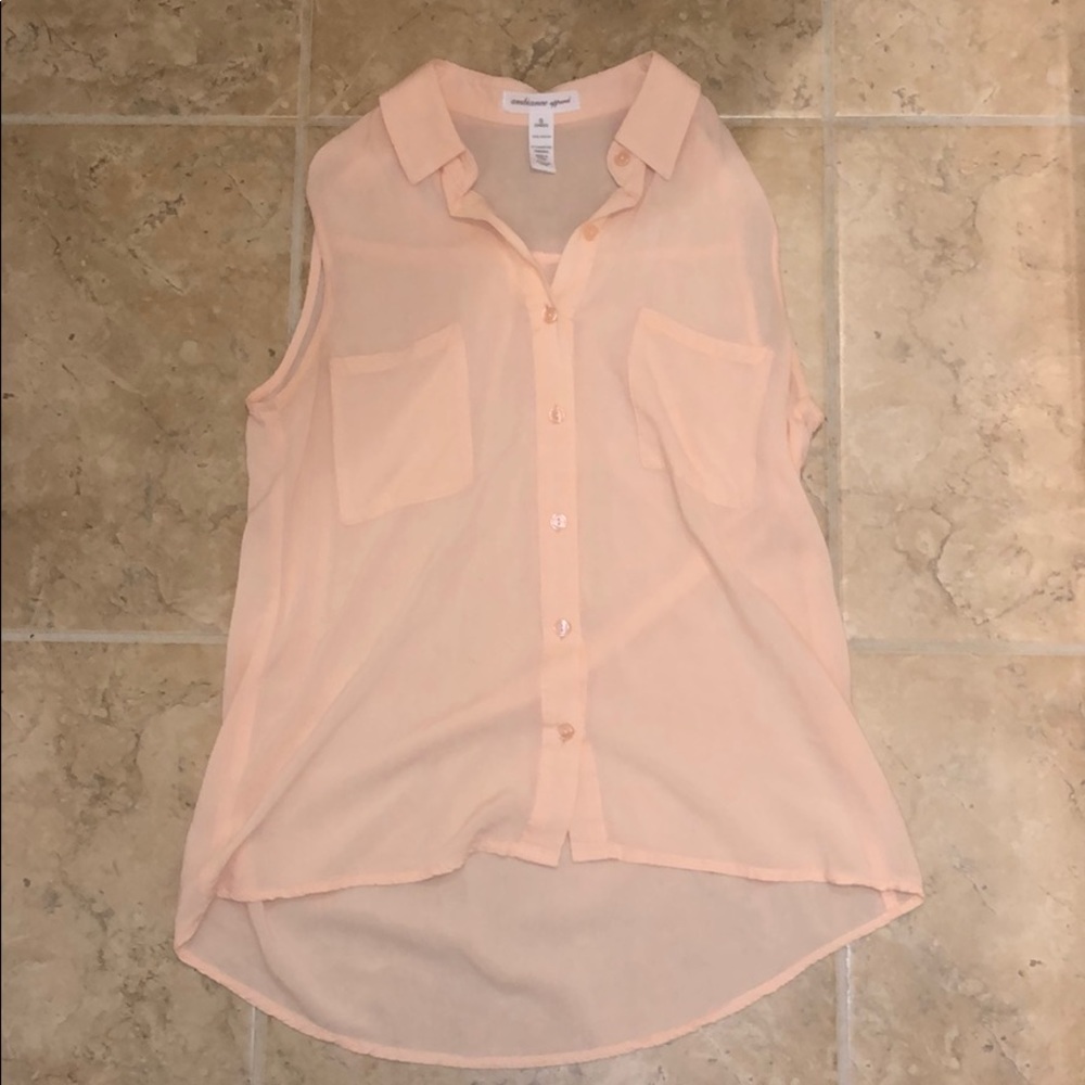 Light pink top